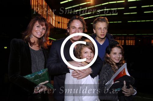 Amsterdam 4 november 2012
Premiere Shrek in het theater van de RAI. Marco en Leontine Borsato met Senna Luca en Jada
Peter Smulders bv