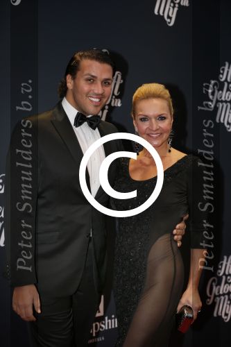 Amsterdam 11 november 2012
Premiere Zij gelooft in mij in het nieuwe de la mar. Mariska v Kolck met een vriend
Peter Smulders bv