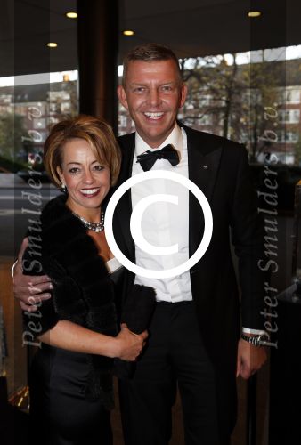 Amsterdam 27 oktober 2012
JFK gala in het okura hotel. Mark v Nieuwkerk met vrouw
Peter Smulders bv
