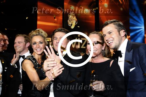 Amsterdam 19 oktober 2012
Uitreiking televizierring in carre. Winnaar The voice of holland met Wendy v Dijk Martijn Krabbe Erland Galjaard Winston Gerschtanowitz Simon Keizer Angela Groothuizen en Marco Borsato. TVOH
Peter Smulders bv