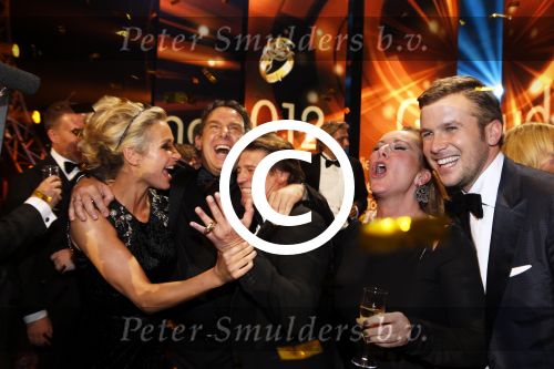 Amsterdam 19 oktober 2012
Uitreiking televizierring in carre. Winnaar The voice of holland met Wendy v Dijk Martijn Krabbe Erland Galjaard Winston Gerschtanowitz Simon Keizer Angela Groothuizen en Marco Borsato. TVOH
Peter Smulders bv
