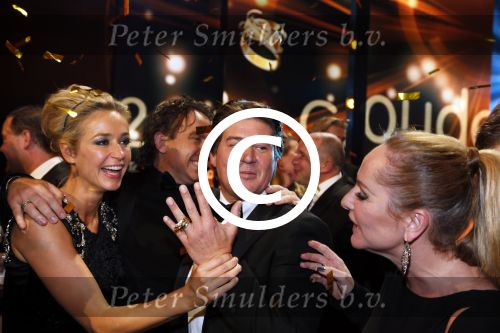 Amsterdam 19 oktober 2012
Uitreiking televizierring in carre. Winnaar The voice of holland met Wendy v Dijk Martijn Krabbe Erland Galjaard Winston Gerschtanowitz Simon Keizer Angela Groothuizen en Marco Borsato. TVOH
Peter Smulders bv