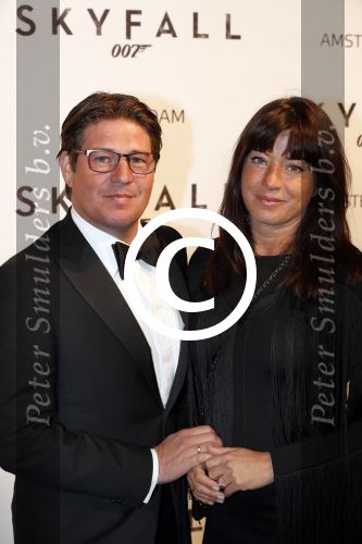 Amsterdam 28 oktober 2012
Premiere James Bond film skyfall in Tuschinski. Martijn en Amanda Krabbe
Peter Smulders bv