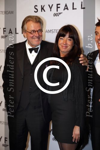 Amsterdam 28 oktober 2012
Premiere James Bond film skyfall in Tuschinski. Martijn en Amanda Krabbe en Jeroen en Jasper
Peter Smulders bv