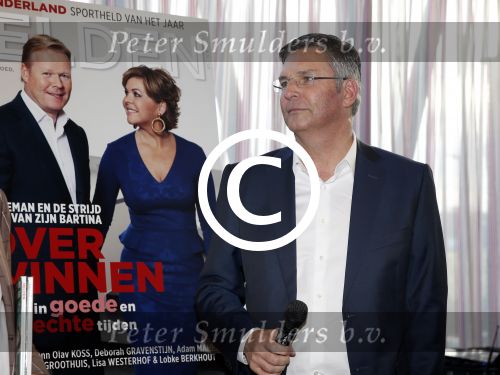 Ridderkerk 20 november 2012
Presentatie blad helden met Ronald en Bartina Koeman op de cover. Martin v Geel
Peter Smulders bv