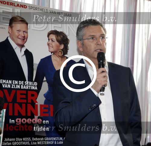 Ridderkerk 20 november 2012
Presentatie blad helden met Ronald en Bartina Koeman op de cover. Martin v Geel
Peter Smulders bv