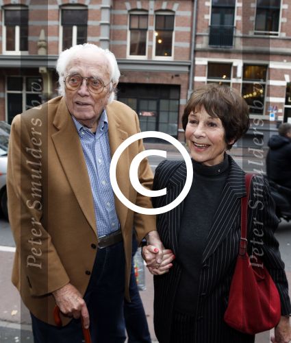 Amsterdam 24 oktober 2012
Presentatie boek/biografie Joop v d Ende in het nieuwe de la mar theater. Mies Bouwman met man Leen Timp
Peter Smulders bv