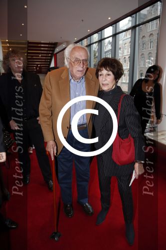 Amsterdam 24 oktober 2012
Presentatie boek/biografie Joop v d Ende in het nieuwe de la mar theater. Mies Bouwman met man Leen Timp
Peter Smulders bv