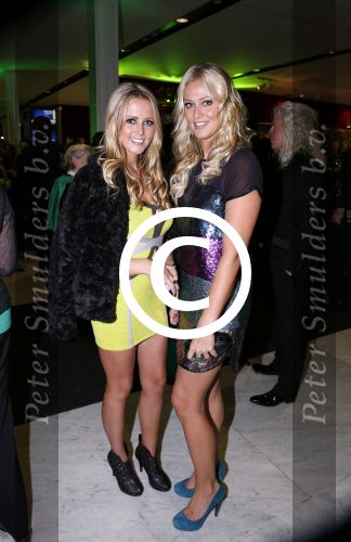 Amsterdam 4 november 2012
Premiere Shrek in het theater van de RAI. Monique Smit met Lisa Smit
Peter Smulders bv