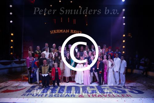 Den Haag 27 oktober 2012
Princess Hockey model of the year bij circus Renz. oa Govert de Roos Aad Ouborg Ellen Hoog Kim Lammers Tim en Florentine Ouborg Sandra Schuurhof en Frits Sissing
Peter Smulders bv