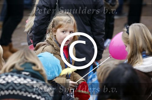 Schevenigen 17 november 2012
Prinses Maxima met Amalia Ariane en Alexia bij binnenkomst Sinterklaas in scheveningen.
Peter Smulders bv