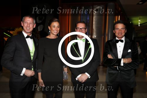 Amsterdam 4 november 2012
Premiere Shrek in het theater van de RAI. Albert Verlinde Onno Hoes Prinses Marilene en Prins Maurits
Peter Smulders bv