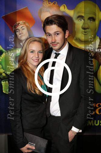 Amsterdam 4 november 2012
Premiere Shrek in het theater van de RAI. raynor Arkenbout met vriendin
Peter Smulders bv