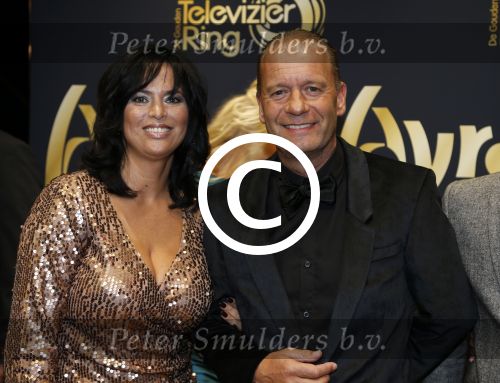 Amsterdam 19 oktober 2012
Televizier ring in carre. Ron Boszhard met een kennis
Peter Smulders bv