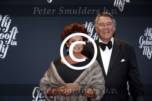 Amsterdam 11 november 2012
Premiere Zij gelooft in mij in het nieuwe de la mar.
Ron Brandsteder met zijn vrouw Yvonne Brandsteder
Peter Smulders bv