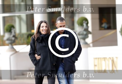 Amsterdam 11 november 2012
Ruud Gullit en zijn vriendin Maggie bij het hilton hotel.
Peter Smulders bv