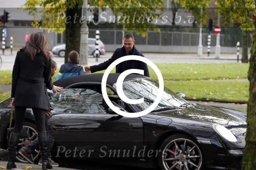 Amsterdam 11 november 2012
Ruud Gullit en zijn vriendin Maggie bij het hilton hotel.
Peter Smulders bv
