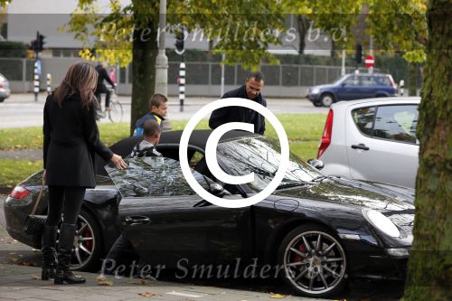 Amsterdam 11 november 2012
Ruud Gullit en zijn vriendin Maggie bij het hilton hotel.
Peter Smulders bv