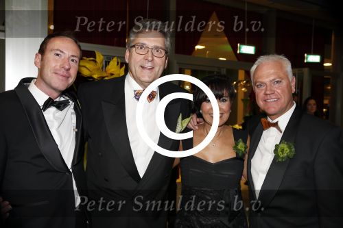 Amsterdam 4 november 2012
Premiere Shrek in het theater van de RAI. sandra Reemer met Henk krol en..Peter
Peter Smulders bv