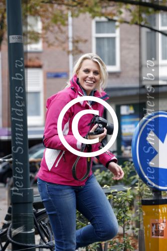 Amsterdam 26 oktober 2012
Sanne Heijen met fotocamera.
Peter Smulders bv