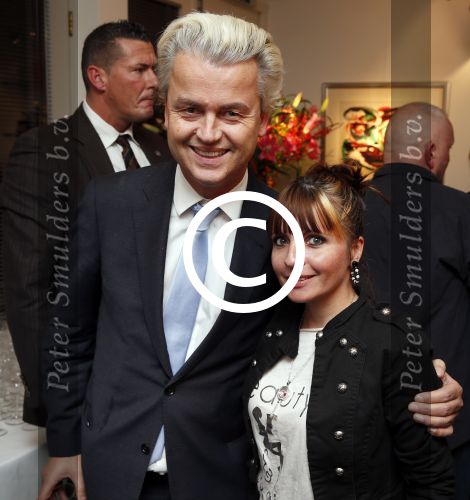 Amsterdam 26 november 2012
Veiling foto/kunstwerken van William Rutten voor veiling Kika.
oa aanwezig Tatjana, Lieke v Lexmond Tim Coronel en Geert Wilders ( met veel beveiliging). Sanne Kraaykamp
Peter Smulders bv