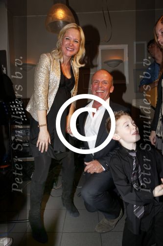 Hoorn 3 oktober 2012
Feest  verjaardagen Sonja Bakker (38) en Jan Reus (50) waar Jan Sonja ten Huwelijk vraagt en zij Ja zegt. Ook al hun kinderen waren aanwezig. Sonja is 7 maanden zwanger van hun eerste kind samen.
Peter Smulders bv