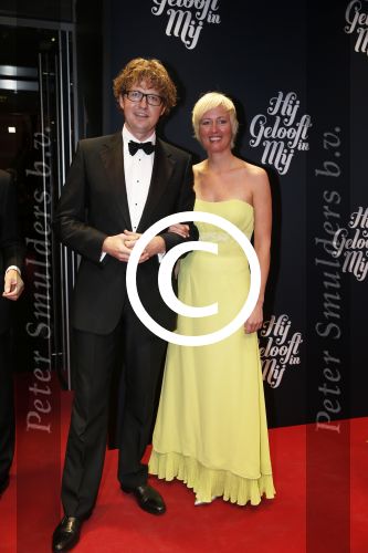 Amsterdam 11 november 2012
Premiere Zij gelooft in mij in het nieuwe de la mar.
Staatssecretaris OCW Dekker met partner
Peter Smulders bv