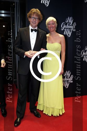 Amsterdam 11 november 2012
Premiere Zij gelooft in mij in het nieuwe de la mar.
Staatssecretaris OCW Dekker met partner
Peter Smulders bv