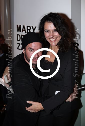 Amsterdam 29 oktober 2012
Premiere Haantjes naar het boek van Kluun in het nieuwe de la mar. Susan Visser met Jeroen v Koningsbrugge
Peter Smulders bv