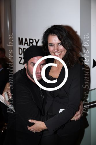 Amsterdam 29 oktober 2012
Premiere Haantjes naar het boek van Kluun in het nieuwe de la mar. Susan Visser met Jeroen v Koningsbrugge
Peter Smulders bv