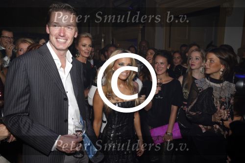 Amsterdam 12 november 2012
Beau monde awards in het amstel hotel. Sylvie v d Vaart
Peter Smulders bv