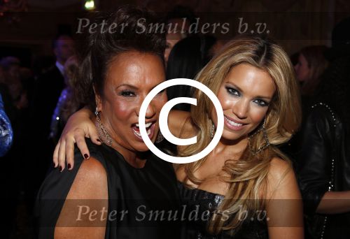 Amsterdam 12 november 2012
Beau monde awards in het amstel hotel. Sylvie v d Vaart en Patty Brard
Peter Smulders bv