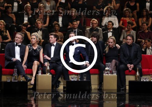 Amsterdam 19 oktober 2012
Uitreiking televizierring in carre. Winnaar The voice of holland met Wendy v Dijk Martijn Krabbe Erland Galjaard Winston Gerschtanowitz Simon Keizer Angela Groothuizen en Marco Borsato. TVOH en iris Kroes
Peter Smulders bv