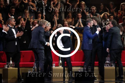 Amsterdam 19 oktober 2012
Uitreiking televizierring in carre. Winnaar The voice of holland met Wendy v Dijk Martijn Krabbe Erland Galjaard Winston Gerschtanowitz Simon Keizer Angela Groothuizen en Marco Borsato. TVOH en iris Kroes
Peter Smulders bv