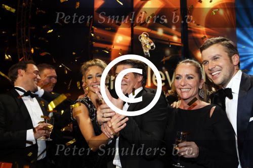 Amsterdam 19 oktober 2012
Uitreiking televizierring in carre. Winnaar The voice of holland met Wendy v Dijk Martijn Krabbe Erland Galjaard Winston Gerschtanowitz Simon Keizer Angela Groothuizen en Marco Borsato. TVOH en iris Kroes
Peter Smulders bv