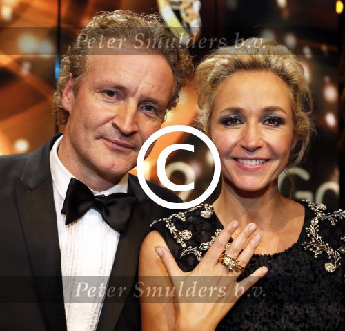 Amsterdam 19 oktober 2012
Uitreiking televizierring in carre. Winnaar The voice of holland met Wendy v Dijk Martijn Krabbe Erland Galjaard Winston Gerschtanowitz Simon Keizer Angela Groothuizen en Marco Borsato. TVOH en iris Kroes
Peter Smulders bv