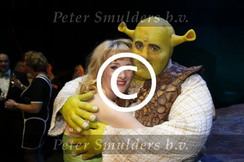 Amsterdam 4 november 2012
Premiere Shrek in het theater van de RAI. William Spaaij als shrek met vriendin Noortje Herlaar
Peter Smulders bv