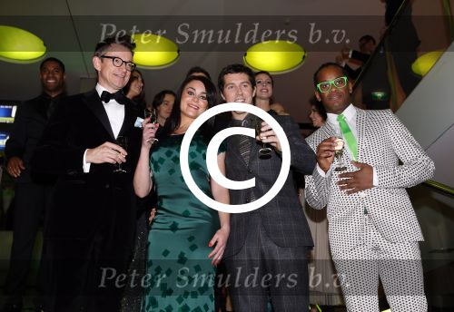 Amsterdam 4 november 2012
Premiere Shrek in het theater van de RAI. Cast met oa William Spaaij Kim Lian v d Meij Rogier Komproe en Paul Groot
Peter Smulders bv