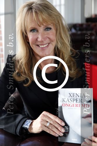 Amsterdam 5 november 2012
Xenia Kasper met haar nieuwe boek ongeremd.
Peter Smulders bv