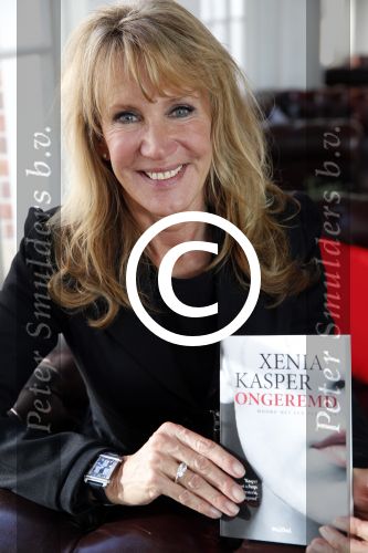 Amsterdam 5 november 2012
Xenia Kasper met haar nieuwe boek ongeremd.
Peter Smulders bv