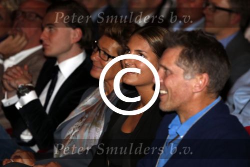 Amsterdam 24 oktober 2012
Presentatie boek/biografie Joop v d Ende in het nieuwe de la mar theater. iris v d Ende
Peter Smulders bv