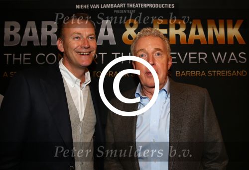 Amsterdam, 1 November 2013
Premiere Barbra & Frank, The concert that never was.
Met Sharon Owens (Barbra Streisand) en Sebastian Anzaldo (Frank Sinatra)
Andre v Duin met man
Foto Peter Smulders BV