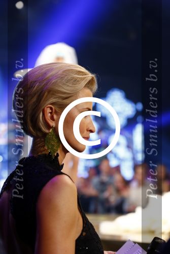Hilversum 21 oktober 2013
Anouk Smulders presenteert de finale van Hollands next top model HNTM in studio 21 . de finalisten zijn Bo Anke Nikki en Delorian. Nikki wordt uiteindelijk HNTM.