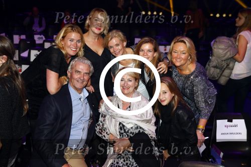 Hilversum 21 oktober 2013
Anouk Smulders presenteert de finale van Hollands next top model HNTM in studio 21 . de finalisten zijn Bo Anke Nikki en Delorian. Nikki wordt uiteindelijk HNTM.