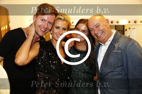 Hilversum 21 oktober 2013
Anouk Smulders presenteert de finale van Hollands next top model HNTM in studio 21 . de finalisten zijn Bo Anke Nikki en Delorian. Nikki wordt uiteindelijk HNTM.