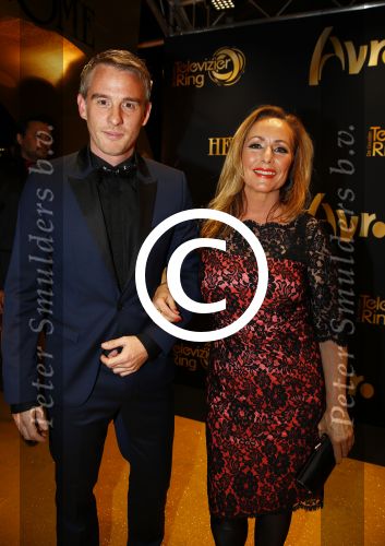 Amsterdam 18 oktober 2013
Art Rooijakkers wint met wie is de mol de televizierring. Art met Angela Groothuizen