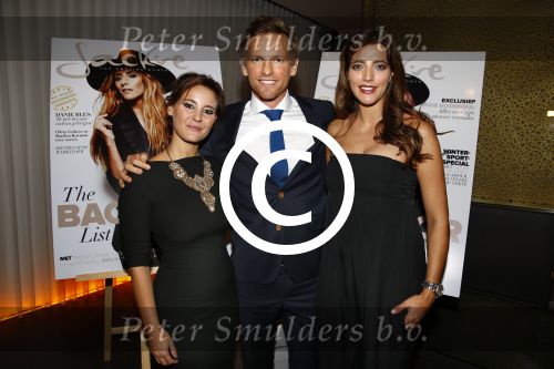 Amsterdam 22 oktober 2013
Presentatie bachelor List van Jackie in het Art Hotel. Marvy Rieder en hoofdredaktrice Suzanne Arbeid reiken de prijs uit aan winnaar Barry Atsma