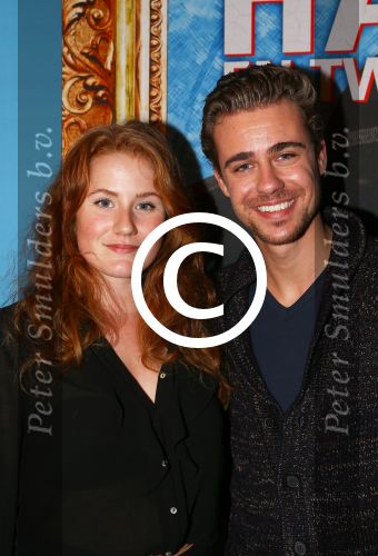 Amstelveen, 11 November 2013
Premiere Harrie en de Meesters met in de hoofdrol Jon v Eerd
Beau Schneider met vriendin
Foto Peter Smulders BV