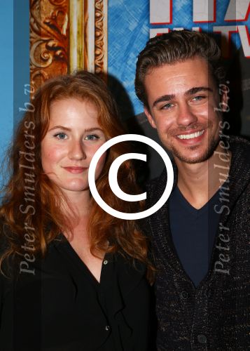 Amstelveen, 11 November 2013
Premiere Harrie en de Meesters met in de hoofdrol Jon v Eerd
Beau Schneider met vriendin
Foto Peter Smulders BV