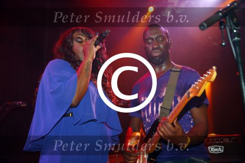 Amsterdam 4 november 2013
Presentatie cd en optreden van Berget Lewis met haar band en broer Alvin in Paradiso.